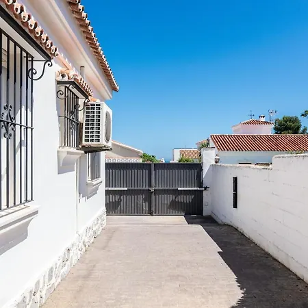 Vb Velazquez 6bdr Independent Villa Benalmadena