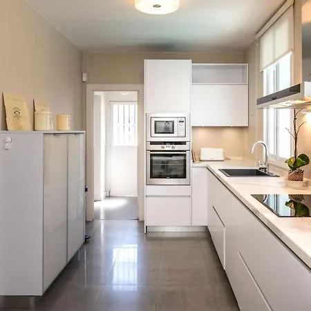 Villa Vb Velazquez 6bdr Independent *